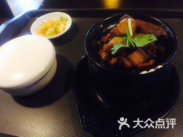 炙青春中式简餐-瓦罐红烧肉-菜-瓦罐红烧肉图片-长春