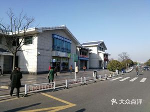 洪泽湖服务区-停车场