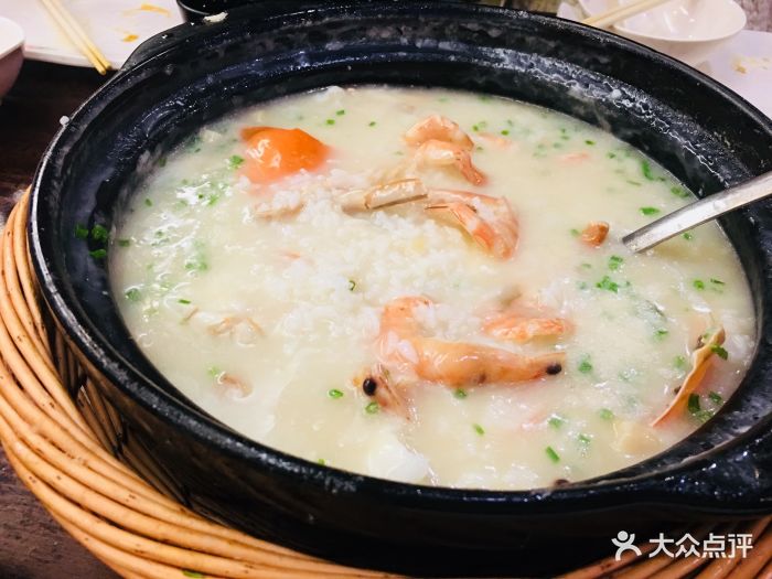 小黑蚝情(定西路店)海鲜粥图片