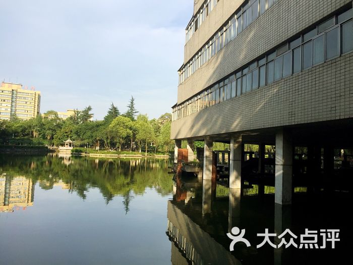 成都理工大学图片 - 第5张