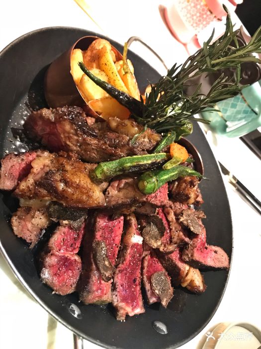 低温慢烤牛肉眼肉