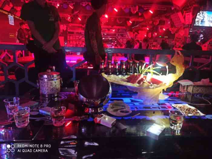 菲芘爱上酒吧(滕州店)