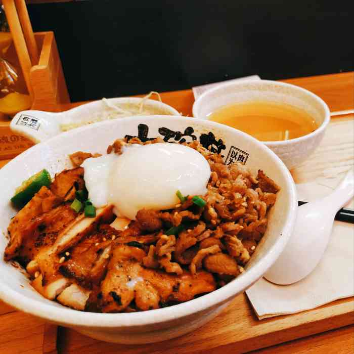 熊吞·大碗丼日式烧肉饭(万虹广场店)