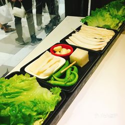 八色烤肉人均_烤肉拌饭图片