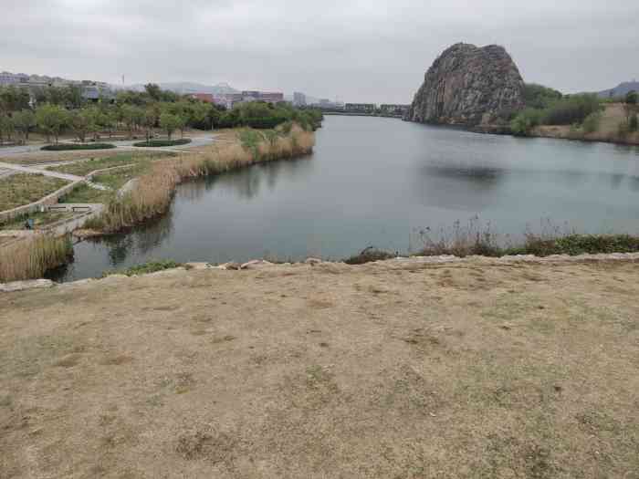寿桃湖风景区