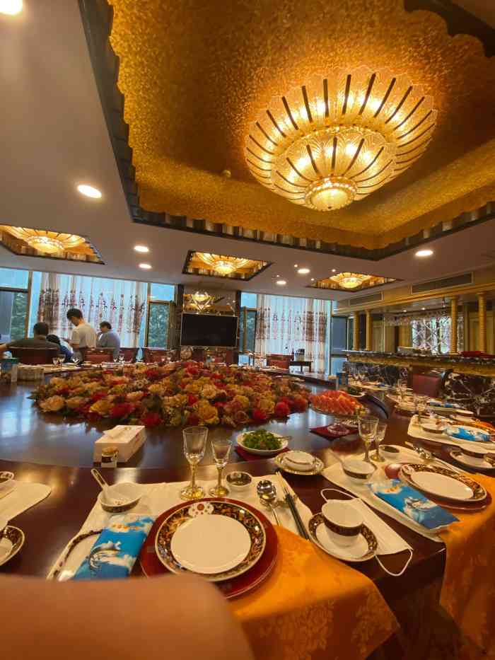 万宝海鲜舫(劳动公园店)-"万宝海鲜坊是在劳动公园,路