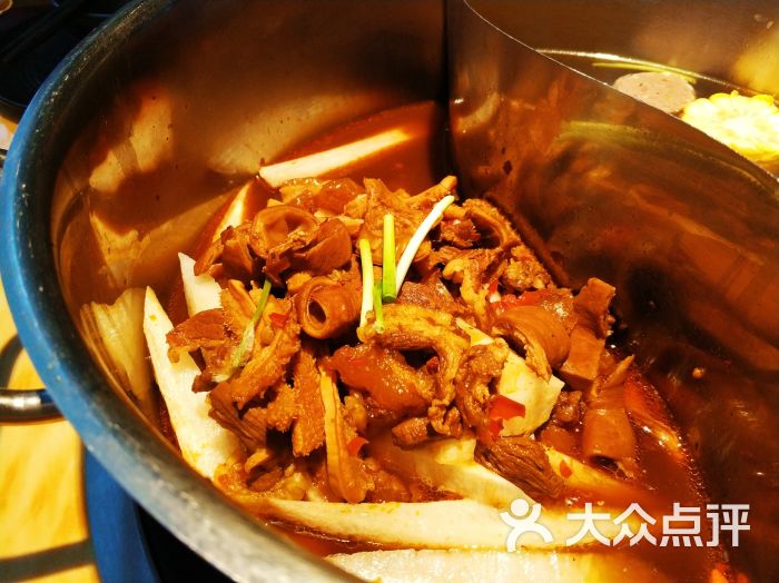 牛掌柜鲜牛肉火锅牛杂锅图片 第3张