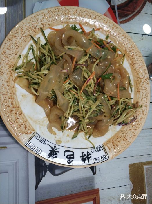 位置停车:路边可以免费停车,停车不算紧张.-豪