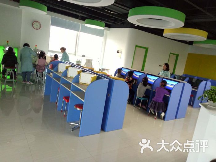 众视明视觉功能康复训练基地图片 - 第2张