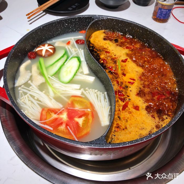 南签门串串香火锅(国美店)太极鸳鸯锅图片 - 第129张