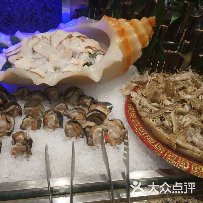 初色海鲜自助火锅