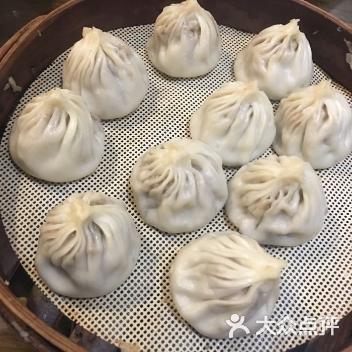 秦香源:总体比较差,服务态度很冷漠,我.无锡美食