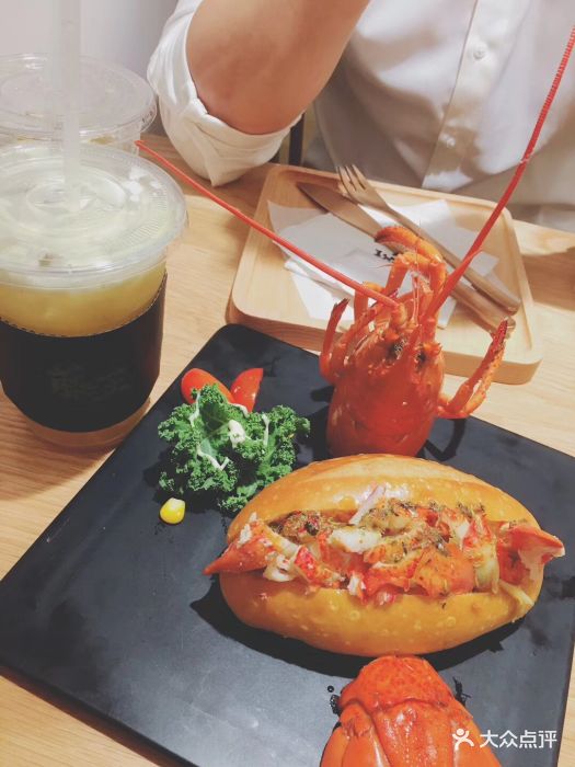 藤王日式烘焙(k11店)-龙虾汉堡图片-广州美食-大众点评网