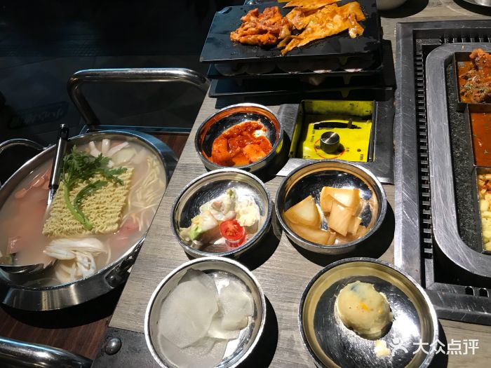 火炉火烤肉·芝士排骨(荟聚购物中心店)图片