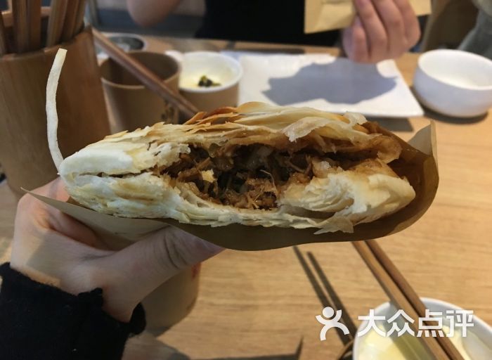 大师兄肉夹馍·陕西面馆(东方天地店)肉夹馍图片 第4张