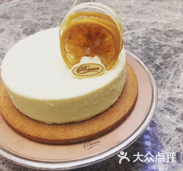 柠檬慕斯蛋糕