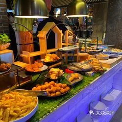 自助餐  鱼峰区  银泰城  海吃海喝海鲜烤肉主题自助餐厅 收起评价