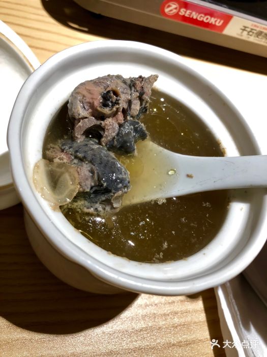 花旗参竹丝鸡炖汤