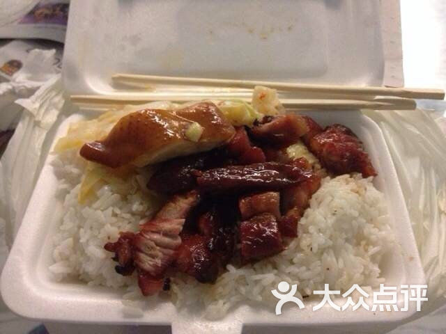 (好)                          自取外卖15元～叉烧比豉油鸡好吃～饭