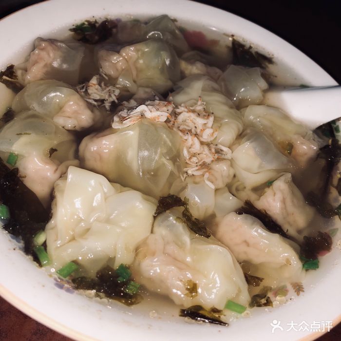 正宗海鲜馄饨面店(红梅新村店)海鲜小馄饨图片 - 第1张