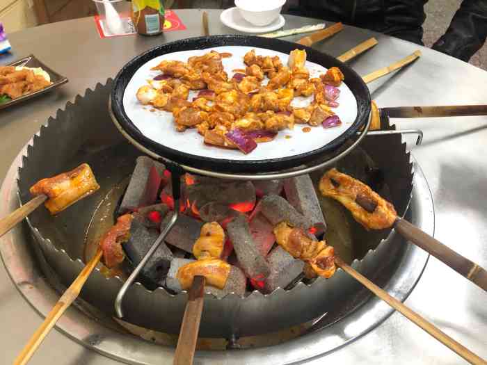 醉川西火盆烧烤(恩施街总店)