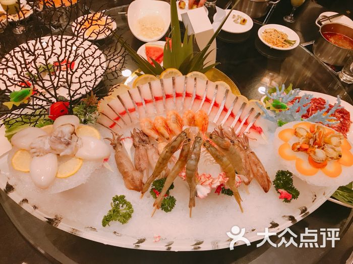 小谭锅火锅海鲜拼盘(这玩意需要提前预定很场面)图片 - 第8张