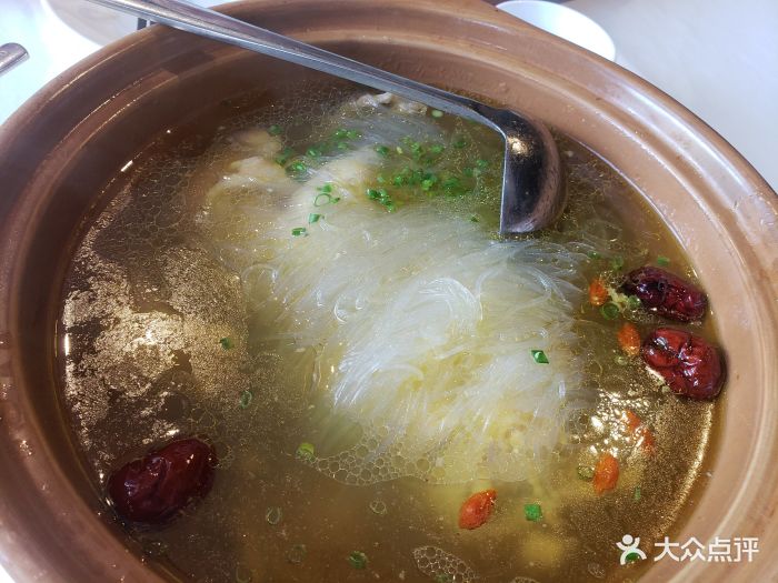 砂锅粉丝鸡