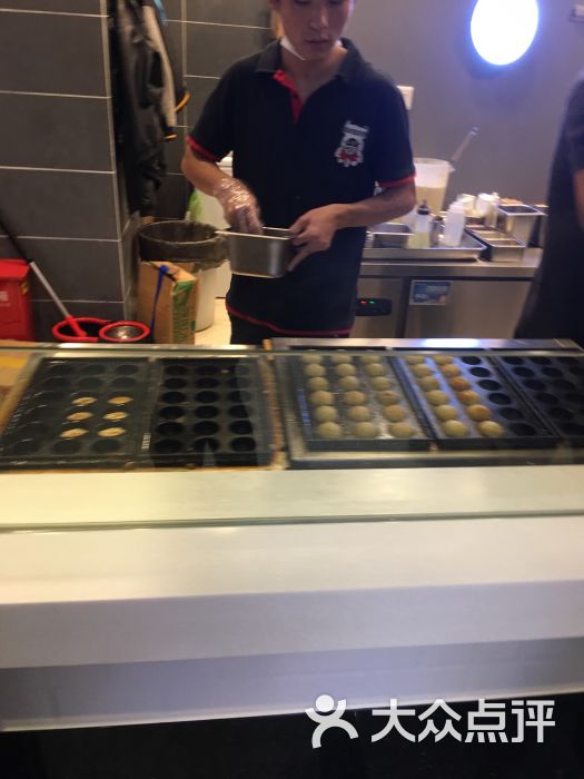 章鱼烧制作中