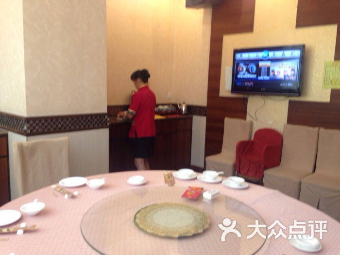 东海海鲜酒家菜品_大连奕景海鲜酒家_江门银龙阁海鲜酒家