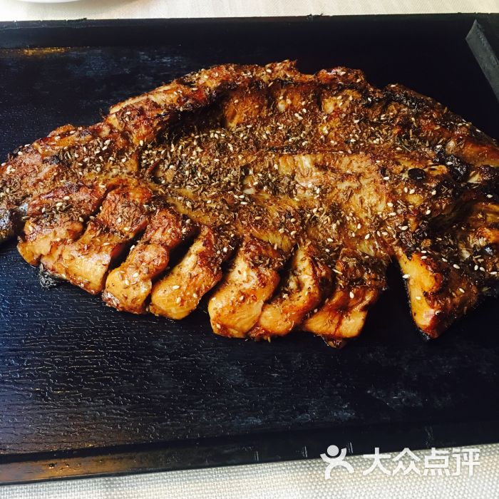 烤虹鳟鱼