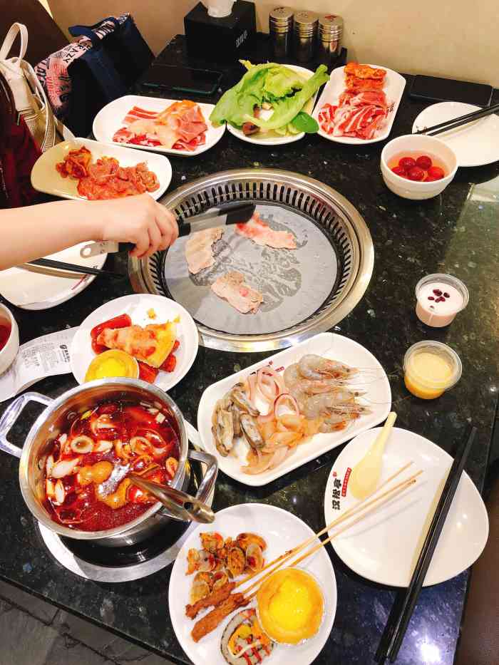 汉松亭海鲜烤肉自助餐厅(天鹅湖银泰城店)