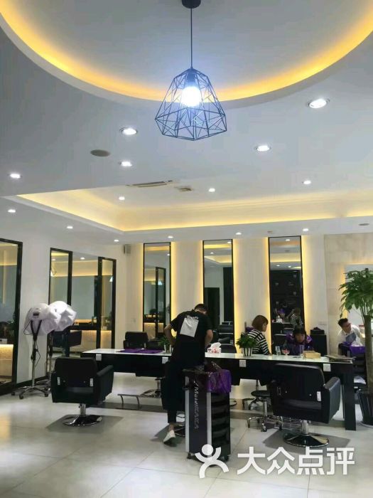 丽锦美容美发(皇冠店)图片 第3张