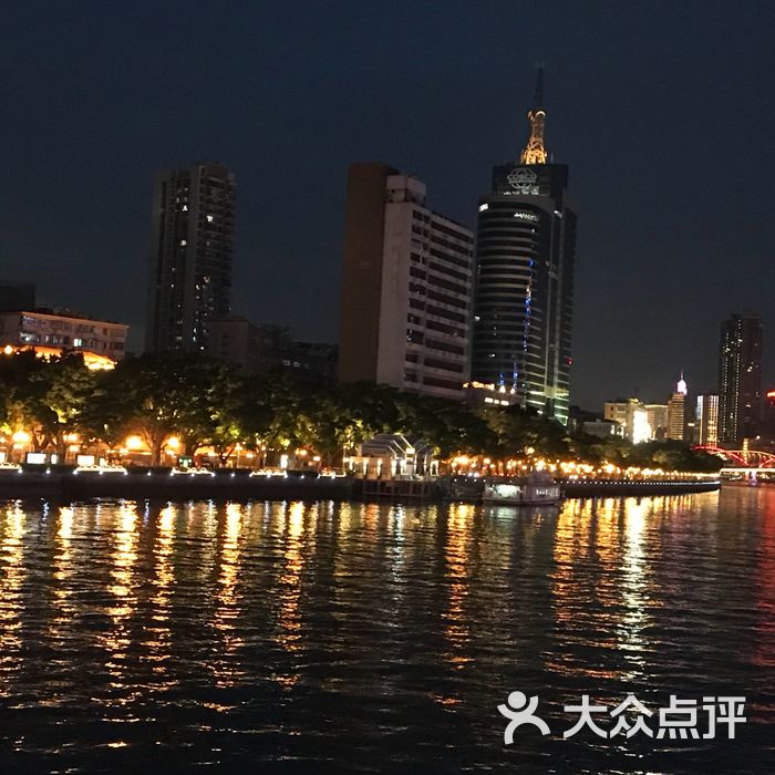 珠江夜游金航游船
