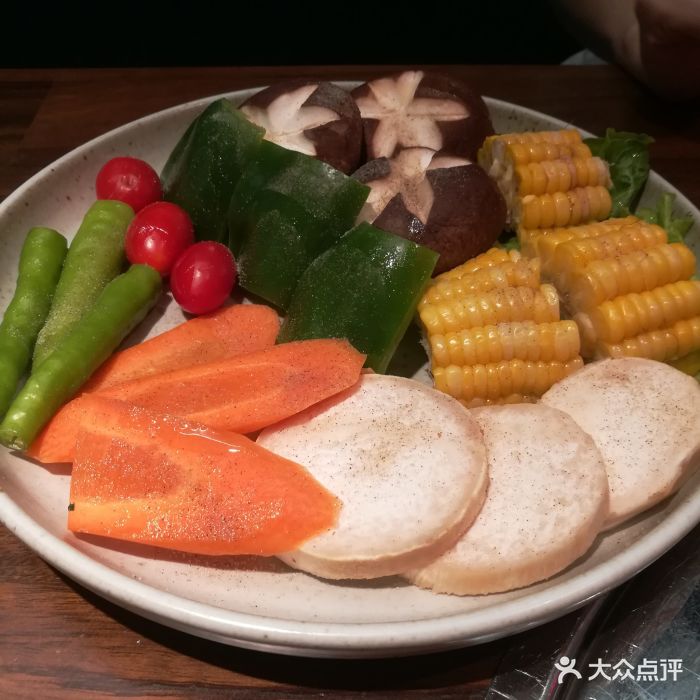 御牛道日式料理炭火烤肉(滨江宝龙店)蔬菜拼盘图片 - 第147张