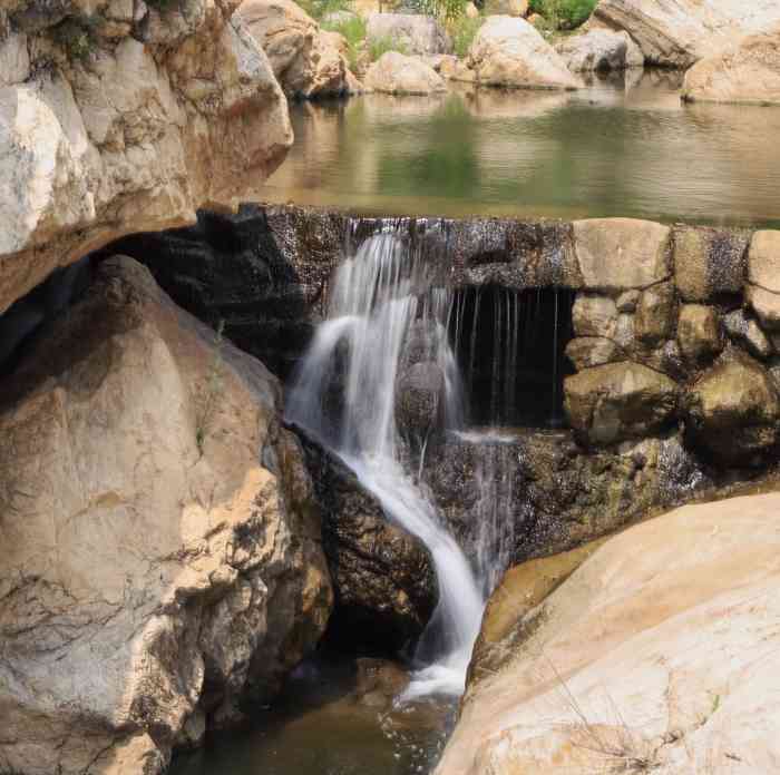 龙潭大峡谷自然风景区-"整个地区唯一的峡谷,它是罕见