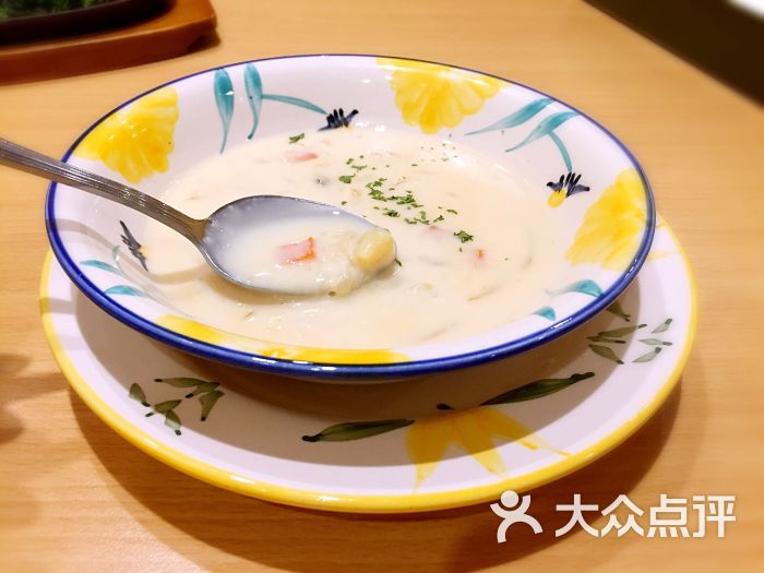 奶油海鲜汤