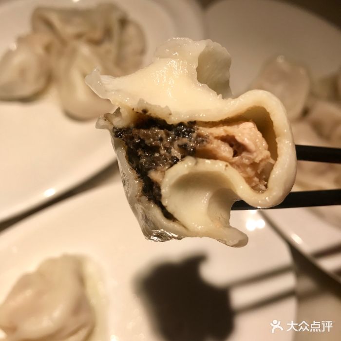 董鲜生·海胆水饺(杭州大厦购物城店)黑松露鲜肉水饺图片 第267张
