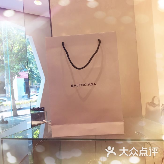 巴黎世家(芮欧百货店)图片 - 第1张