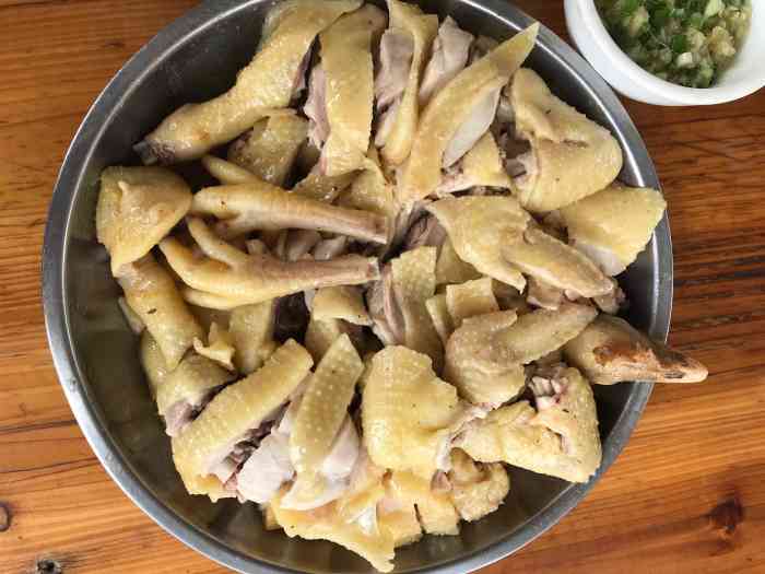 胜记美食-"在大吉沙岛的一家农家菜.那天非常冷而且有