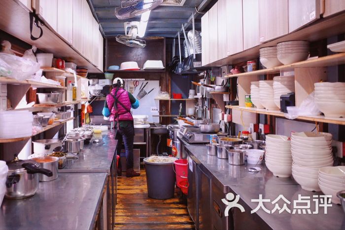 五谷渔粉(创意产业园店)厨房图片 - 第8张