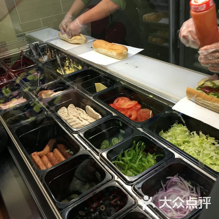 赛百味