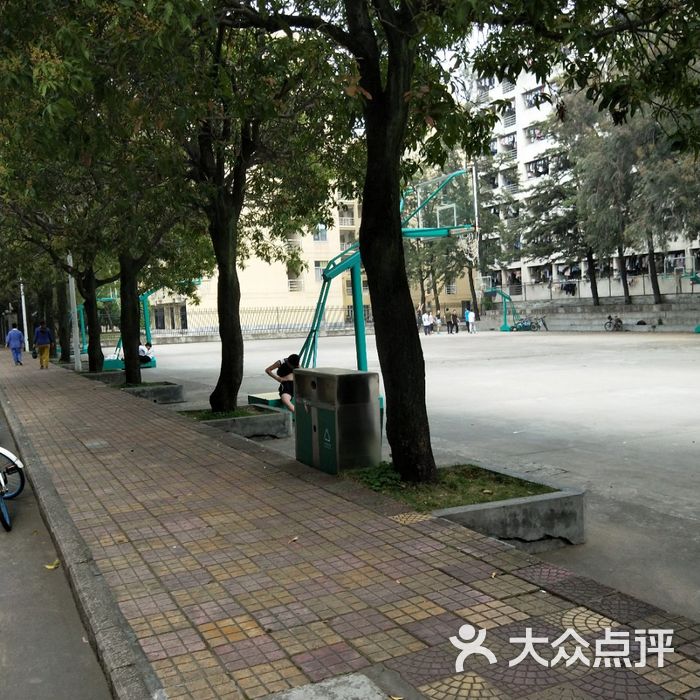 福建医科大学台江校区操场