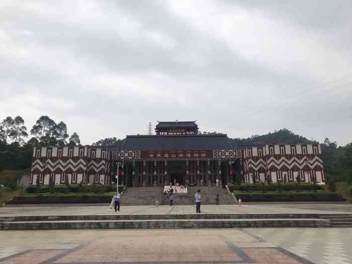 世界过山瑶风情园-"位置在县城 建好后的过山瑶风情园
