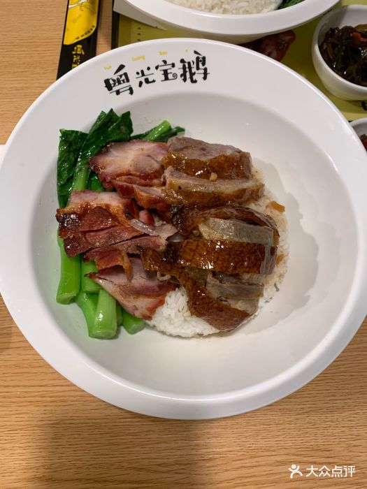 烧鹅叉烧拼饭