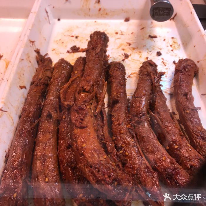 馋猫黑鸭卤味鸭脖子图片 第36张