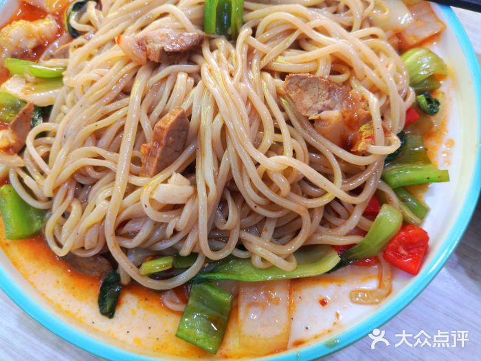 兰州拉面(师大南门店)红烧牛肉拌面图片