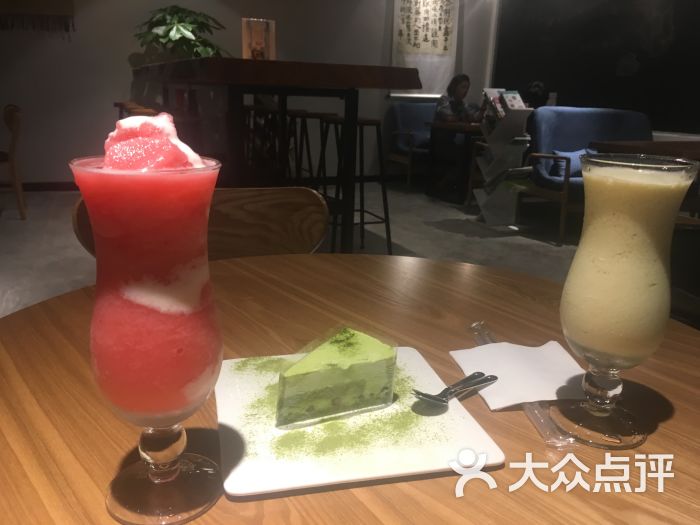 路漫漫:位置:在鼓楼府桥街,里面有一个.宁波美食