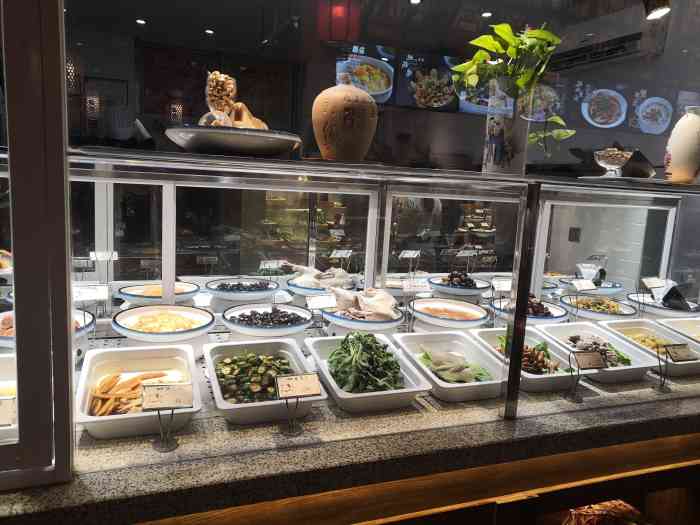 一品鲜大酒店(稽山石化店)-"一品鲜新店,环境不错,第