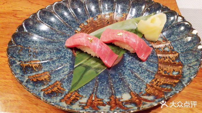 天气很热用英文怎么说?小伙伴告诉我说是we