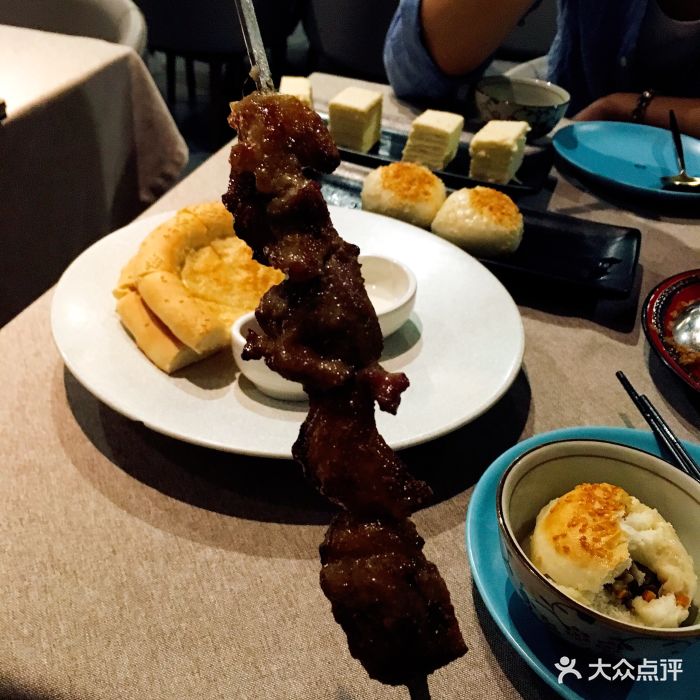 耶里夏丽(长宁来福士店-铁签羊肉串图片-上海美食-大众点评网